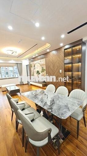 Tôi là chủ nhà!!!Cần bán chung cư 120 m2, 3 PN tòa D5A Trần Thái Tông