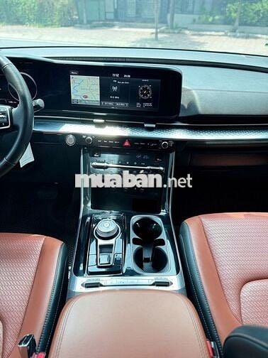 Kia Carnival Signature bản full option gia đình sd