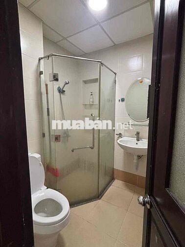 Cho thuê căn hộ 2 phòng ngủ Đà Nẵng Plaza ngay TTTP, Full nội thất,