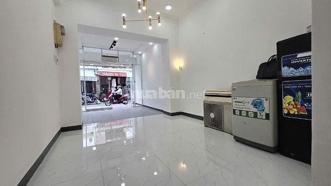 Cho thuê nhà 2 mặt tiền Bùi Thị Xuân, P.2, Q.Tân Bình giá 19tr