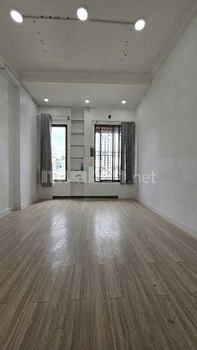 Cho thuê nhà 2 mặt tiền Bùi Thị Xuân, P.2, Q.Tân Bình giá 19tr