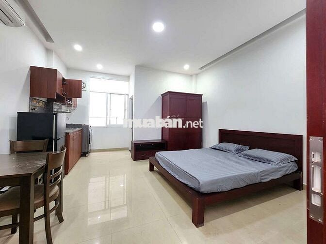 PHÒNG NGỦ SIÊU RỘNG CỬA SỔ LỚN NGAY DH KINH TẾ, DH BÁCH KHOA, SÀI GÒN