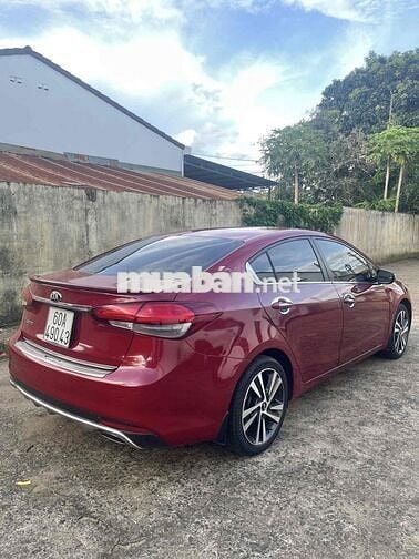 Kia Cerato 2018 1.6 AT - 70000 km