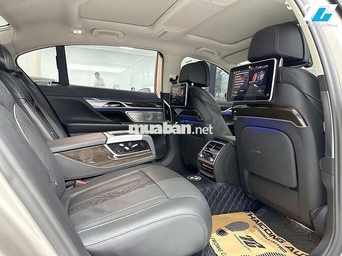 BMW 730Li Pure Excellence mmodel 2021 - 39000 km