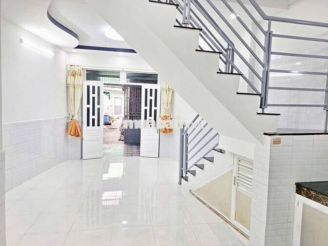 Cần bán căn nhà 56m2, 3PN, 2wc, tại Tân Xuân, Hóc Môn, 2,09 tỷ, SHR