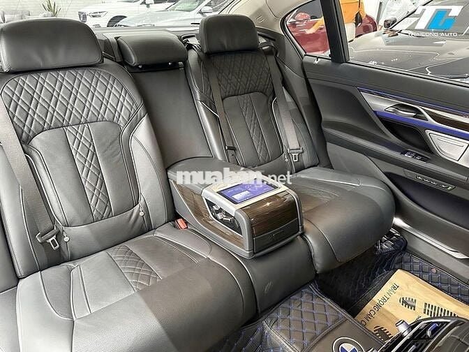 BMW 730Li Pure Excellence mmodel 2021 - 39000 km