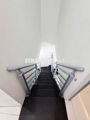 Cần bán căn nhà 56m2, 3PN, 2wc, tại Tân Xuân, Hóc Môn, 2,09 tỷ, SHR