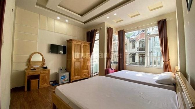 Bán Khách Sạn Hầm 5 Tầng Nguyễn Gia Trí P25 Bình Thạnh 8,5x24 - 56 Tỷ 