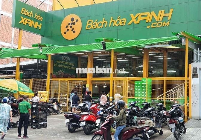 CHO THUÊ MT NGUYỄN KHOÁI QUẬN 4 NGANG 12M SD 240M2 TRỐNG SUỐT