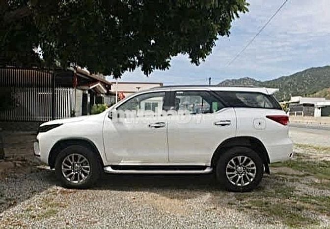 Toyota Fortuner 2023 2.7V 4x2 AT-Chính chủ-17km
