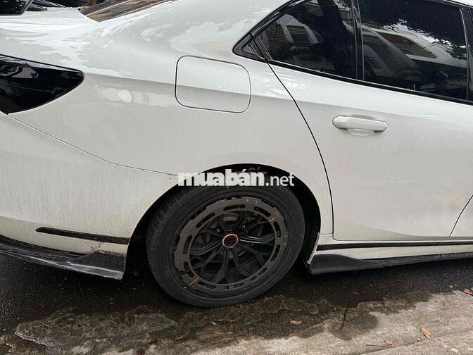 VinFast Lux A2.0 2022 A2.0 Tiêu chuẩn - 35000 km