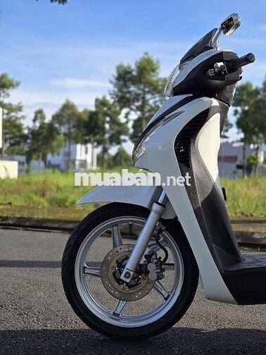Em muốn bán chiếc Honda up full Ý V3 rất đẹp