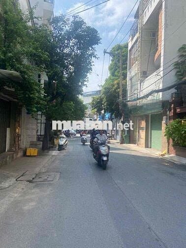 Nhà làm CHDV Mặt tiền Đồng Xoài, Tân Bình (3 lầu, 7PN + 1MBKD)