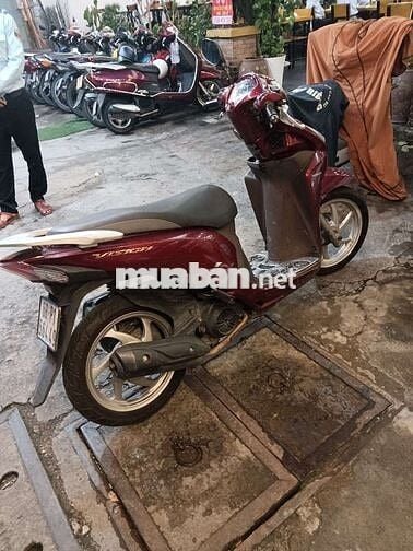 Có vết xước do dẫn ra vào phòng trọ LH ***