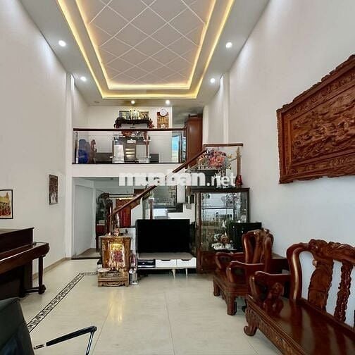 BÀN NHÀ 63M2, CHỢ PHẠM VĂN BẠCH, P15, TÂN BÌNH. NHỈNH 5T300