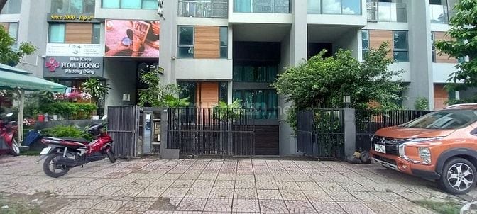 Bán tòa nhà văn phòng mặt tiền Đồng Văn Cống, dự án Huy Hoàng 