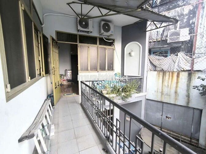 BÁN NHÀ MẶT TIỀN KHỦNG - DT 113M² GIÁ CHỈ 1X,X TỶ