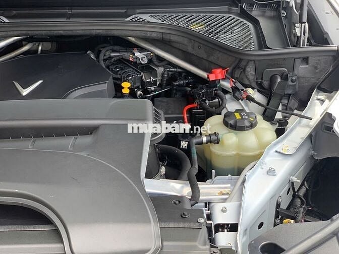 VinFast Lux SA 2.0 Turbo Premium 2019