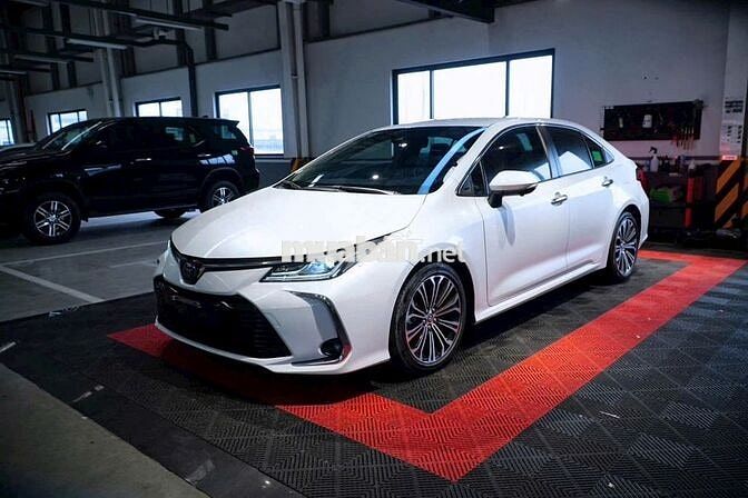 Altis 2023 bản 1.8v