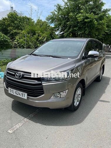 Toyota Innova 2016 2.0E MT.