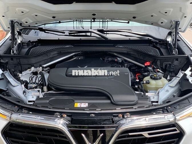 VinFast Lux SA 2.0 Turbo Premium 2019