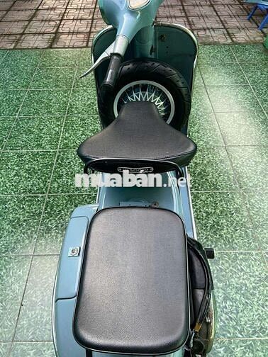 Cần bán xe vespa cổ
