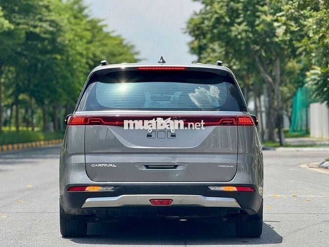 Xe Kia Carnival Premium 2.2D 7S 2024 - Xám