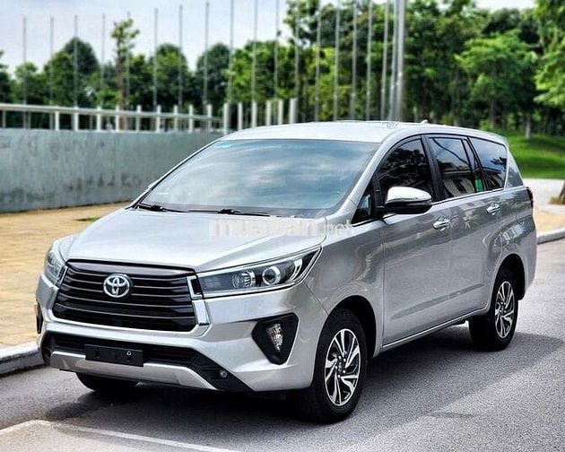 INNOVA 2.0G 2021 AT