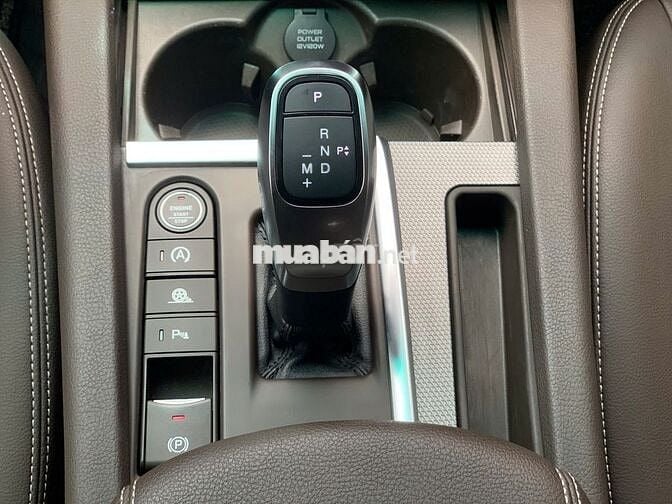 VinFast Lux SA 2.0 Turbo Premium 2019