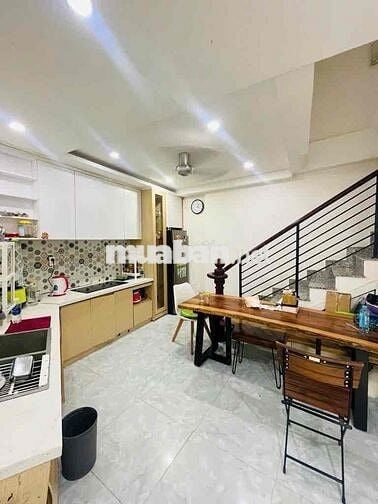 HXH NGUYỄN CỬU VÂN – 4 TẦNG BTCT – KHU HIẾM NHÀ BÁN – 5.35 TỶ