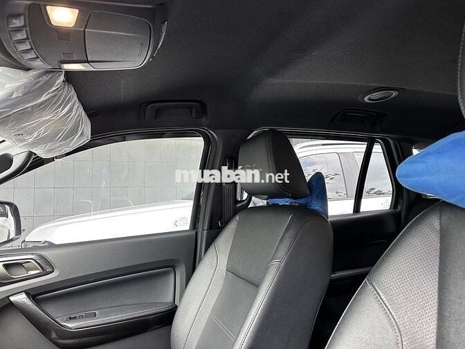Ford Everest Titanium 2021 4x2 bảo hành2026 vay70%
