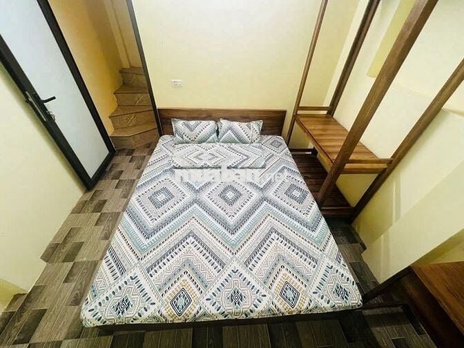 Bán nhà Nghĩa Dũng, dân xây 6 tầng, 15m2, 3.45 tỷ