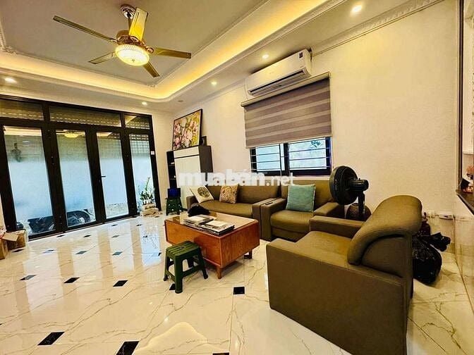 ĐỘI CẤN! NGÕ THÔNG GẦN PHỐ - THÔNG SỐ ĐẸP - NGON - BỔ - GIÁ TỐT.