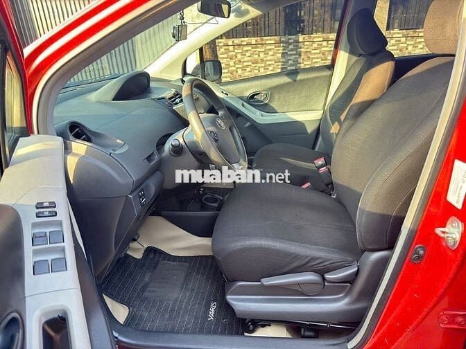 Toyota Yaris 1.3 AT 2008 - 75000 km