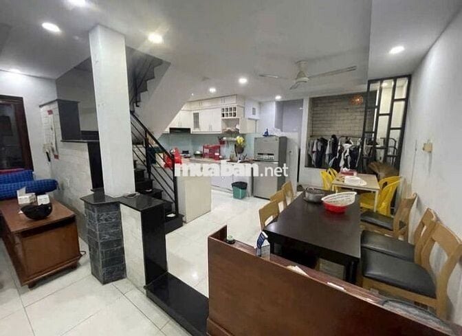 Bán nhà hẻm xe hơi kề Tạ Quang Bửu Quận 8, nở hậu, nhỉnh 1 tỷ
