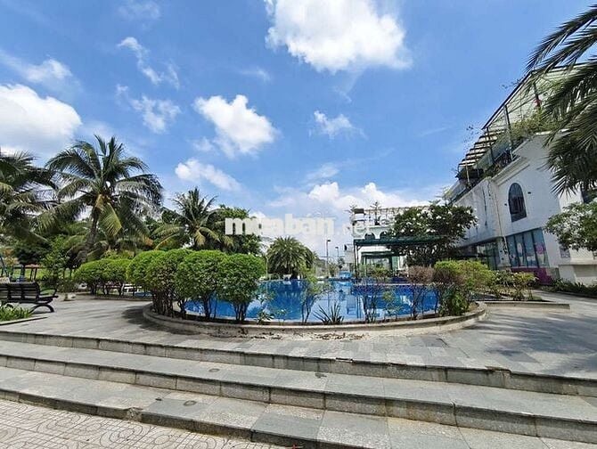NHÀ PHỐ VIEW CÔNG VIÊN GIÁ TỐT CHỐT NHANH