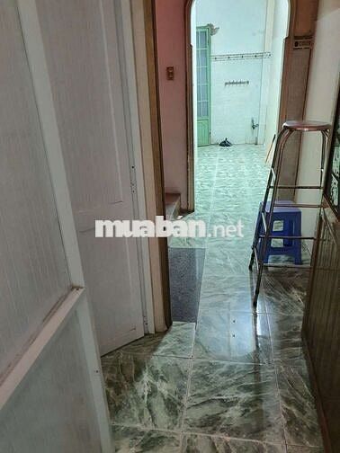 Nha cho thue 4m × 15m 2 lau 4p ngủ 3wc