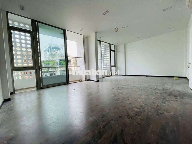 Cho thuê Nhà mới đẹp Cư xá Chu Văn An, p26. Dt. 8x18m 1 hầm 3 lầu st