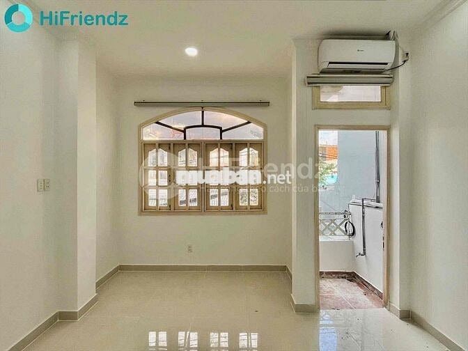 Cho thuê phòng mới ban công cửa sổ gần đại học UFM - TDTU - Q7
