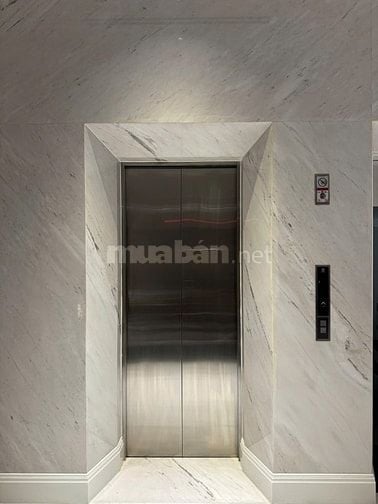 Chính chủ định cư bán gấp toà CHDV 1 Hầm 6 Lầu 35PN Thu Nhập 250tr/th