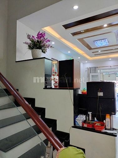Bán nhà Mặt Tiền ( số lẻ ) Phạm Thế Hiển P4 Q8, DT 3.8x17m, 3.5 tấm