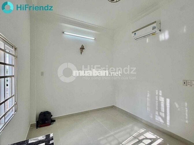 Cho thuê phòng mới ban công cửa sổ gần đại học UFM - TDTU - Q7