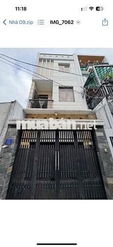 Nhà mặt tiền công viên siêu rộng