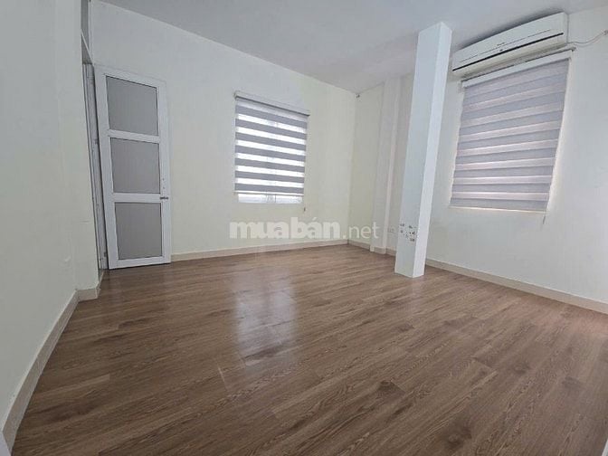 CHO THUÊ NHÀ NGUYÊN CĂN PHỐ ĐỘI CẤN - BA ĐÌNH - 3 Ô TÔ TRÁNH - KD Đỉnh