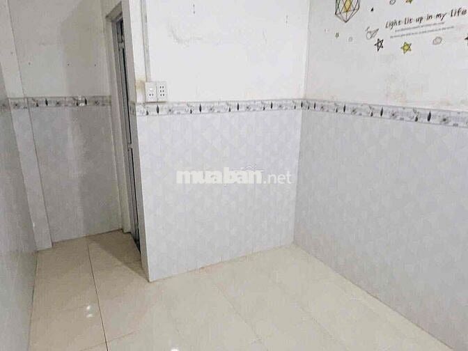 Nhà 3x10m 1Lầu (2PN 2WC) Hẻm 5m. 1/ Chiến Lược. Bình Tân