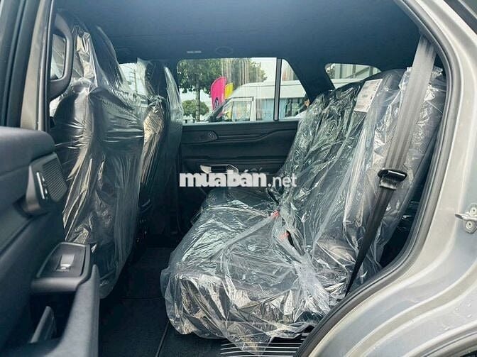 Ford Everest Titanium 4x2 2025 SIÊU MỚI_GÓP 70%
