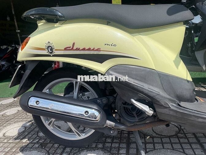 Xe tay ga Classico 110 2013 vàng mới 80%