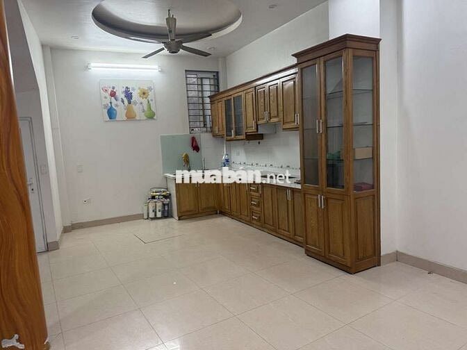 Bán nhà dân xây 42m -4 tầng -4 ngủ _Gần chợ _ Giá tốt