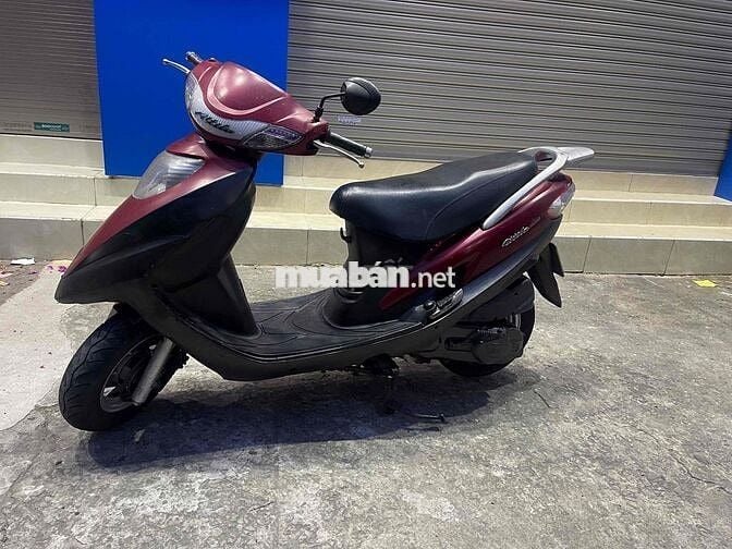 xe đi nhậu đi chợ chở con cháu đi học