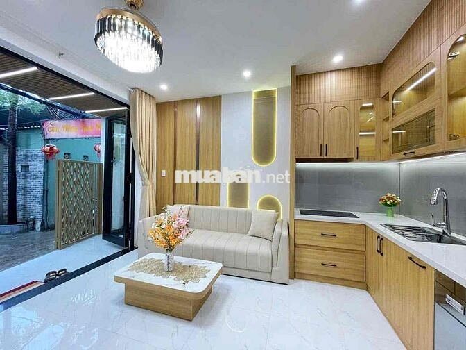 Nhà 2 tầng mới chính chủ cần bán